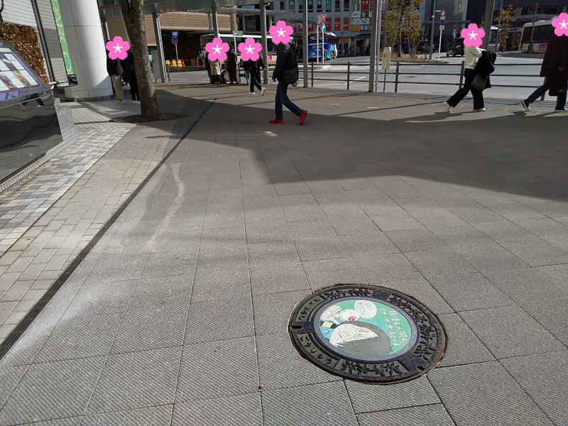 マンホール05「ゲゲゲの鬼太郎シリーズ」ゲゲゲの鬼太郎と目玉おやじ